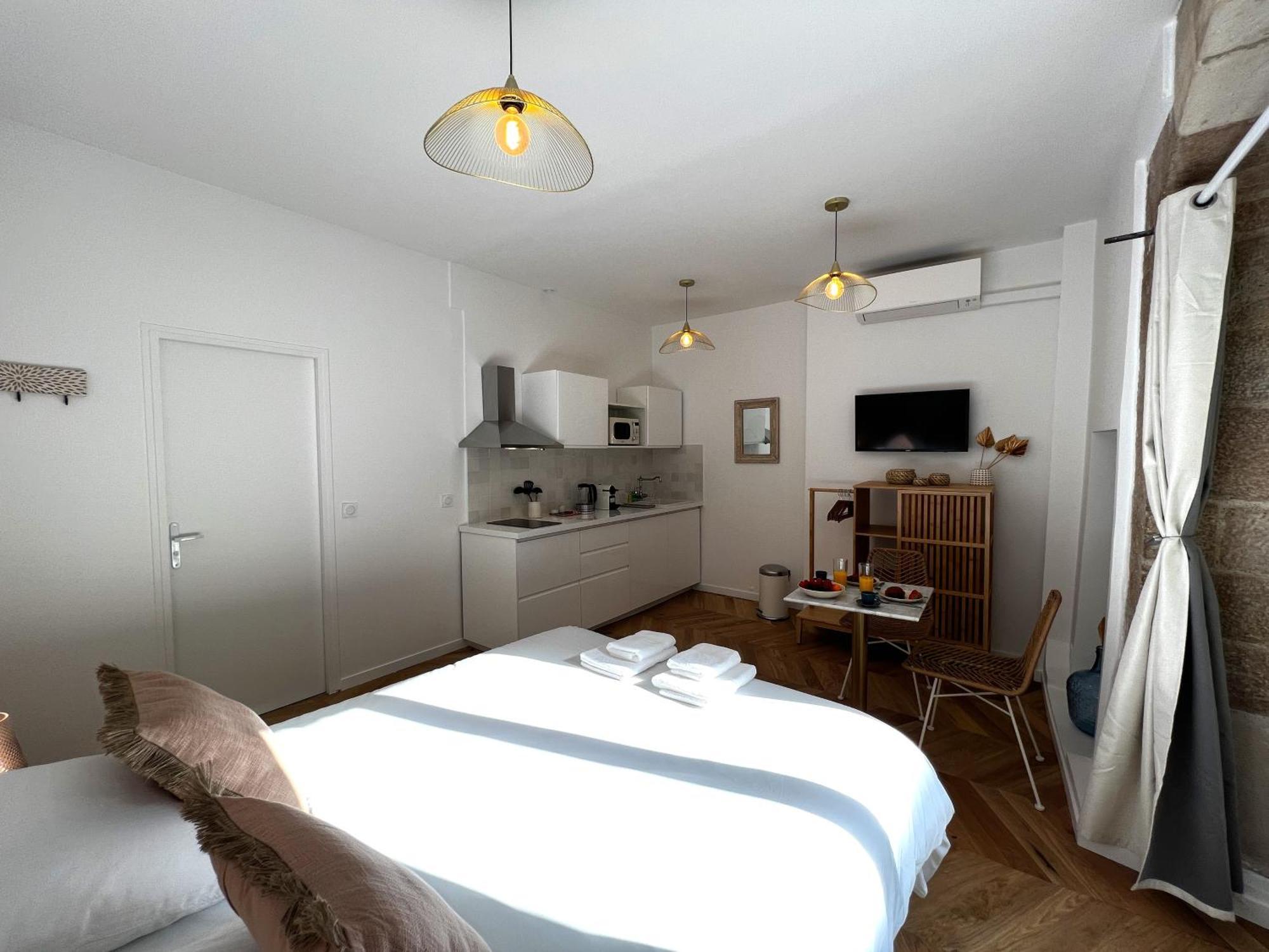 Appartement Le Comte - Heart Of - With Ac Dijon